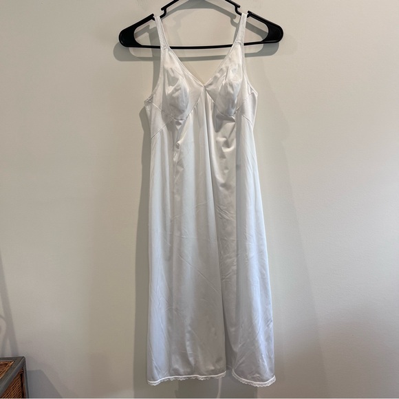 Vanity Fair White slip size 36 - Picture 1 of 9